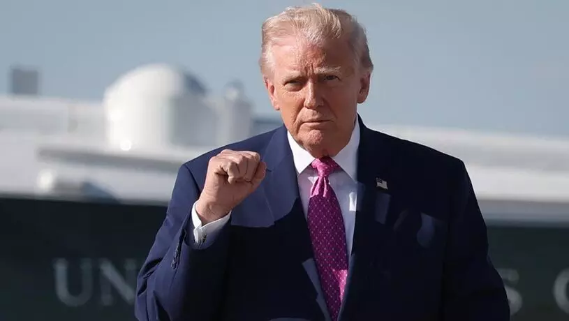 US-Iran Tensions: అమెరికా-ఇరాన్ ఉద్రిక్తతలు: ట్రంప్ కీలక ప్రకటన.. దోహాలో మంగళవారం సమావేశం! US-Iran Tensions: అమెరికా-ఇరాన్ ఉద్రిక్తతలు: ట్రంప్ కీలక ప్రకటన.. దోహాలో మంగళవారం సమావేశం!