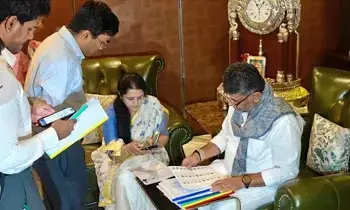 DK Shivakumar: దేశ భవిష్యత్తుకు పునాది ఓటు.. ప్రజాస్వామ్యాన్ని బలోపేతం చేద్దాం: డీకే శివకుమార్ DK Shivakumar: దేశ భవిష్యత్తుకు పునాది ఓటు.. ప్రజాస్వామ్యాన్ని బలోపేతం చేద్దాం: డీకే శివకుమార్