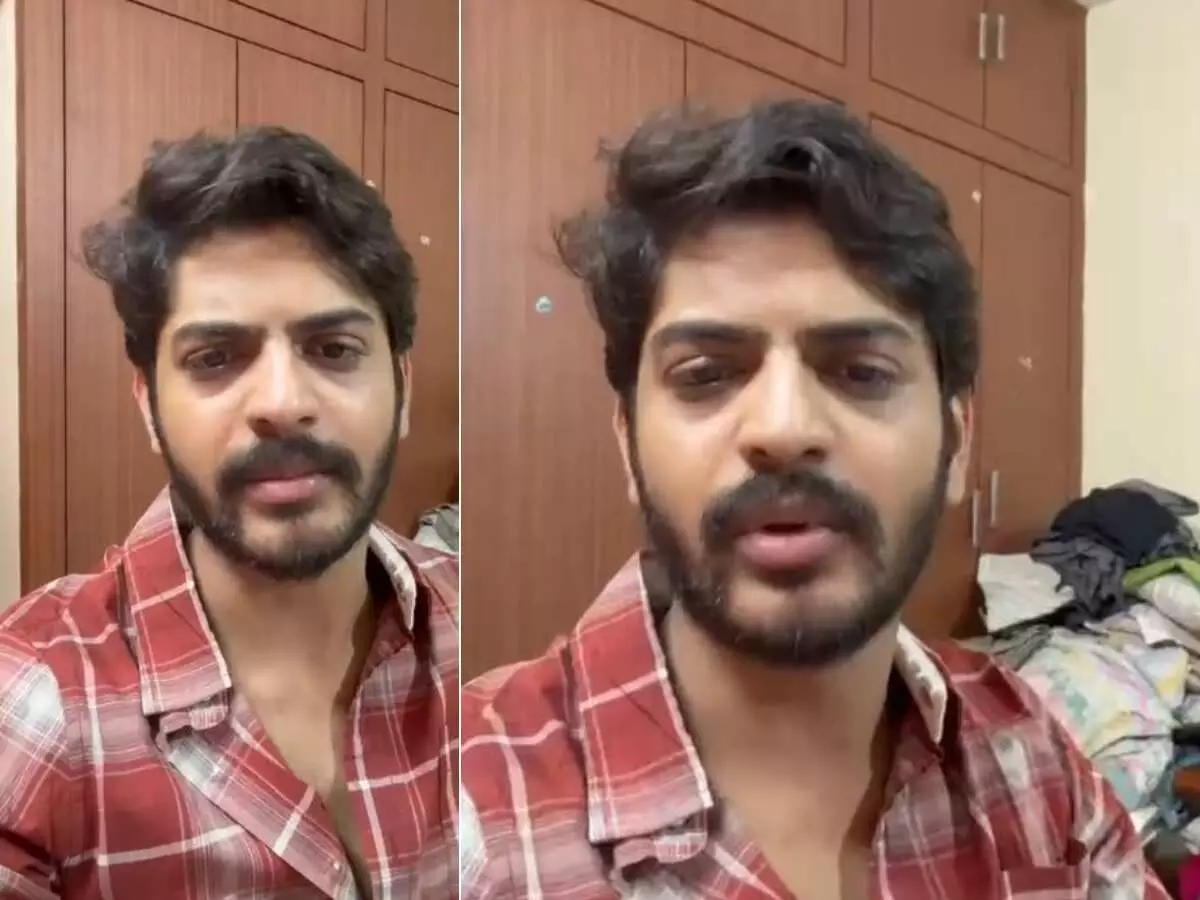 Actor Akhil Raj: మా అమ్మను తిడితే చూస్తూ ఊరుకోవాలా., వైరల్ వీడియోపై హీరో క్లారిటీ Actor Akhil Raj: మా అమ్మను తిడితే చూస్తూ ఊరుకోవాలా., వైరల్ వీడియోపై హీరో క్లారిటీ