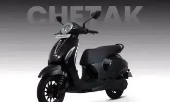 Bajaj Chetak EV : భారత ఈవీ మార్కెట్లో బజాజ్ చేతక్ ప్రభంజనం.. ఏకంగా 8 లక్షల సేల్స్ దాటి సరికొత్త రికార్డు