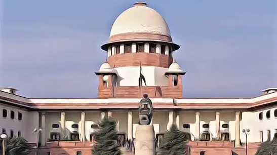 Supreme Court: సుప్రీం కోర్టు హెచ్చరిక: న్యాయ వ్యవస్థలో ఏఐ హాల్యూసినేషన్స్పై కఠిన చర్యలు Supreme Court: సుప్రీం కోర్టు హెచ్చరిక: న్యాయ వ్యవస్థలో ఏఐ హాల్యూసినేషన్స్పై కఠిన చర్యలు