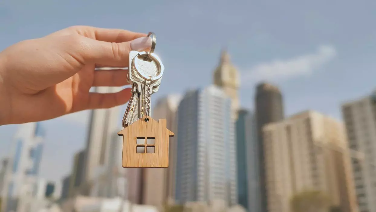 Real Estate : దుబాయ్లో భారతీయుల హవా.. ఆస్తుల కొనుగోలులో టాప్ ప్లేస్కు చేరిన ఇండియన్ ఇన్వెస్టర్లు Real Estate : దుబాయ్లో భారతీయుల హవా.. ఆస్తుల కొనుగోలులో టాప్ ప్లేస్కు చేరిన ఇండియన్ ఇన్వెస్టర్లు