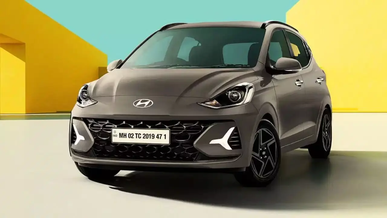 Hyundai : మధ్యతరగతి ప్రజలకు హ్యుందాయ్ బంపర్ ఆఫర్.. రూ.5.60 లక్షల కారుపై రూ.70,000 డిస్కౌంట్ Hyundai : మధ్యతరగతి ప్రజలకు హ్యుందాయ్ బంపర్ ఆఫర్.. రూ.5.60 లక్షల కారుపై రూ.70,000 డిస్కౌంట్