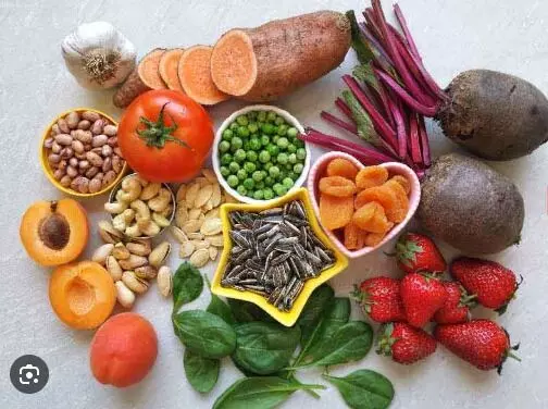 Boost Hemoglobin: హిమోగ్లోబిన్ పెరగాలా? బ్లడ్ పెంచే మూడు సూపర్ ఫుడ్స్ ఇవే! Boost Hemoglobin: హిమోగ్లోబిన్ పెరగాలా? బ్లడ్ పెంచే మూడు సూపర్ ఫుడ్స్ ఇవే!