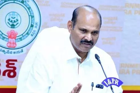 Minister Parthasarathy: అమరావతి రాజధాని అజేయం.. వైకాపా నేతల విష ప్రచారాలు హాస్యాస్పదం: మంత్రి పార్థసారథి Minister Parthasarathy: అమరావతి రాజధాని అజేయం.. వైకాపా నేతల విష ప్రచారాలు హాస్యాస్పదం: మంత్రి పార్థసారథి