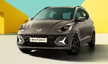 Hyundai : మధ్యతరగతి ప్రజలకు హ్యుందాయ్ బంపర్ ఆఫర్.. రూ.5.60 లక్షల కారుపై రూ.70,000 డిస్కౌంట్ Hyundai : మధ్యతరగతి ప్రజలకు హ్యుందాయ్ బంపర్ ఆఫర్.. రూ.5.60 లక్షల కారుపై రూ.70,000 డిస్కౌంట్