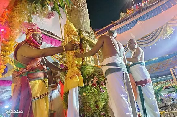 Sri Prasanna Venkateswara Swamy: ధ్వజావరోహణంతో వైభవంగా ముగిసిన శ్రీ ప్రసన్న వేంకటేశ్వరస్వామివారి బ్రహ్మోత్సవాలు Sri Prasanna Venkateswara Swamy: ధ్వజావరోహణంతో వైభవంగా ముగిసిన శ్రీ ప్రసన్న వేంకటేశ్వరస్వామివారి బ్రహ్మోత్సవాలు