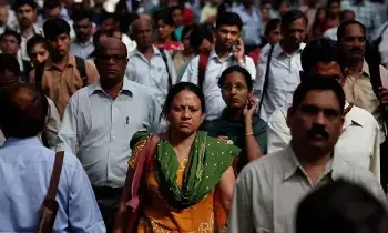 Indian Economy : భారత ఆర్థిక వ్యవస్థకు రియల్ హీరోలు.. 2036 నాటికి దేశాన్ని నడిపించబోతున్న మిడిల్ క్లాస్ Indian Economy : భారత ఆర్థిక వ్యవస్థకు రియల్ హీరోలు.. 2036 నాటికి దేశాన్ని నడిపించబోతున్న మిడిల్ క్లాస్