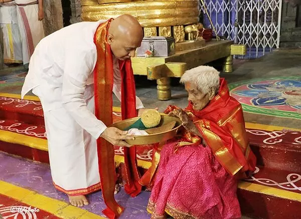 Lord Venkateswara: వయస్సు మళ్లినా శ్రీవారిపై అచంచలమైన భక్తి Lord Venkateswara: వయస్సు మళ్లినా శ్రీవారిపై అచంచలమైన భక్తి