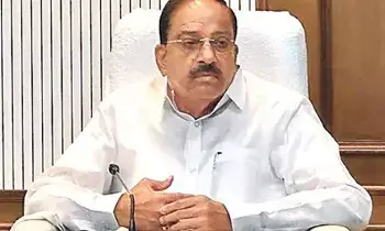 Minister Tummala Nageswara Rao: ఎల్నినో తీవ్రత.. రైతులకు రక్షణ కోసం ప్రత్యామ్నాయ ప్రణాళికలు సిద్ధం-వ్యవసాయ శాఖ మంత్రి తుమ్మల నాగేశ్వరరావు Minister Tummala Nageswara Rao: ఎల్నినో తీవ్రత.. రైతులకు రక్షణ కోసం ప్రత్యామ్నాయ ప్రణాళికలు సిద్ధం-వ్యవసాయ శాఖ మంత్రి తుమ్మల నాగేశ్వరరావు