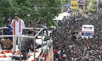 Supreme Court: సుప్రీం కోర్టు: సీఎం పర్యటనలు నియంత్రించాలా? డీఎంకే పిటిషన్‌ను తోసిపుచ్చింది