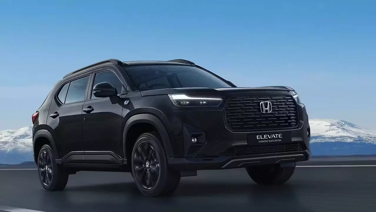 Honda : హోండా కార్లపై బంపర్ ఆఫర్లు.. కొత్త కారు కొంటే ఏకంగా రూ.2.15 లక్షల వరకు లాభం Honda : హోండా కార్లపై బంపర్ ఆఫర్లు.. కొత్త కారు కొంటే ఏకంగా రూ.2.15 లక్షల వరకు లాభం