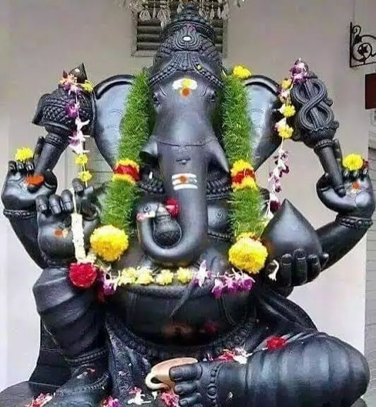 Worship Lord Ganesha: బుధవారం వినాయకుడిని ఇలా పూజిస్తే.. సకల దరిద్రాలు తొలగి, పట్టిందల్లా బంగారమే.. Worship Lord Ganesha: బుధవారం వినాయకుడిని ఇలా పూజిస్తే.. సకల దరిద్రాలు తొలగి, పట్టిందల్లా బంగారమే..