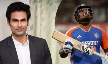 Mohammad Kaif: సంజు శాంసన్ను తీసేసి మళ్లీ అదే బ్లండర్ మిస్టేక్.. టీమ్ఇండియాపై మహ్మద్ కైఫ్ ఫైర్! Mohammad Kaif: సంజు శాంసన్ను తీసేసి మళ్లీ అదే బ్లండర్ మిస్టేక్.. టీమ్ఇండియాపై మహ్మద్ కైఫ్ ఫైర్!