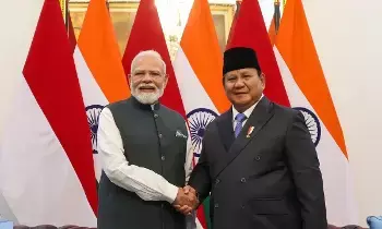 India Indonesia Trade : అమెరికా డాలర్కు గట్టి దెబ్బ.. సొంత కరెన్సీల్లో భారత్, ఇండోనేషియా వ్యాపార ఒప్పందం India Indonesia Trade : అమెరికా డాలర్కు గట్టి దెబ్బ.. సొంత కరెన్సీల్లో భారత్, ఇండోనేషియా వ్యాపార ఒప్పందం