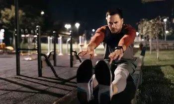 Exercising at Night Affect Your Sleep: రాత్రి వ్యాయామం చేస్తే నిద్ర దూరమవుతుందా? నిపుణులు ఏం చెబుతున్నారు? Exercising at Night Affect Your Sleep: రాత్రి వ్యాయామం చేస్తే నిద్ర దూరమవుతుందా? నిపుణులు ఏం చెబుతున్నారు?