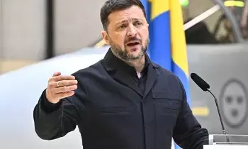 Zelenskyy Warns: యుద్ధం ముగిసే వరకు రష్యా ఆర్థిక జీవనాడులపై దాడులు కొనసాగించేస్తాం: జెలెన్స్కీ హెచ్చరిక Zelenskyy Warns: యుద్ధం ముగిసే వరకు రష్యా ఆర్థిక జీవనాడులపై దాడులు కొనసాగించేస్తాం: జెలెన్స్కీ హెచ్చరిక