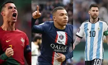 FIFA World Cup 2026 : ఫుట్బాల్ మైదానంలో పైసల వర్షం.. ప్రపంచంలోనే అత్యంత ధనవంతులైన ప్లేయర్స్ వీరే FIFA World Cup 2026 : ఫుట్బాల్ మైదానంలో పైసల వర్షం.. ప్రపంచంలోనే అత్యంత ధనవంతులైన ప్లేయర్స్ వీరే