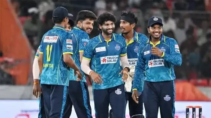 TG20 League: మొదటి TG20’ లీగ్ విజేత హైదరాబాద్ ఈ-ఛాంపియన్స్.. ఖమ్మం ఏసెస్పై ఘనవిజయంతో రూ. 1 కోటి కైవసం TG20 League: మొదటి TG20’ లీగ్ విజేత హైదరాబాద్ ఈ-ఛాంపియన్స్.. ఖమ్మం ఏసెస్పై ఘనవిజయంతో రూ. 1 కోటి కైవసం