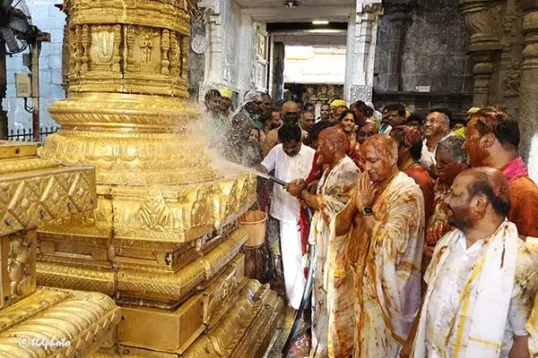 Sri Venkateswara Temple: శ్రీవారి ఆలయంలో శాస్త్రోక్తంగా కోయిల్ ఆళ్వార్ తిరుమంజనం Sri Venkateswara Temple: శ్రీవారి ఆలయంలో శాస్త్రోక్తంగా కోయిల్ ఆళ్వార్ తిరుమంజనం