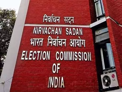 ‘SIR’ Survey: తెలంగాణలో సర్ సర్వే గడువు మరో 10 రోజులు పొడిగింపు ‘SIR’ Survey: తెలంగాణలో సర్ సర్వే గడువు మరో 10 రోజులు పొడిగింపు
