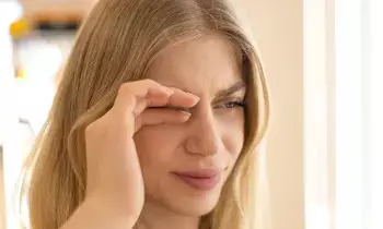 Vision Becoming Blurry: కంటి చూపు మసకబారుతోందా? అయితే నిర్లక్ష్యం వద్దు.. ఆ తీవ్రమైన వ్యాధులకు సంకేతం కావచ్చు.. Vision Becoming Blurry: కంటి చూపు మసకబారుతోందా? అయితే నిర్లక్ష్యం వద్దు.. ఆ తీవ్రమైన వ్యాధులకు సంకేతం కావచ్చు..
