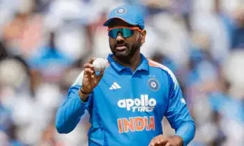 BCCI: రోహిత్ శర్మ రిటైర్మెంట్ రూమర్లకు చెక్ పెట్టిన బీసీసీఐ BCCI: రోహిత్ శర్మ రిటైర్మెంట్ రూమర్లకు చెక్ పెట్టిన బీసీసీఐ