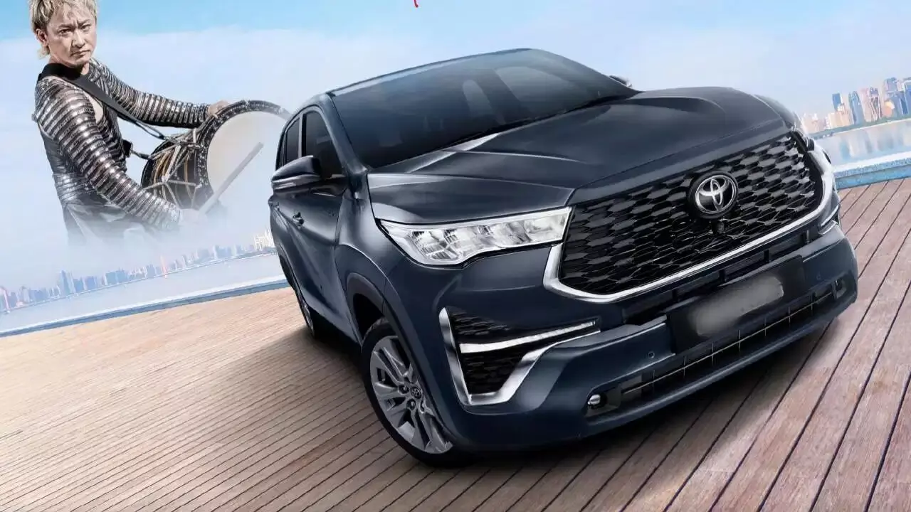 Toyota : భారత ఆటో మార్కెట్లో టయోటా హంగామా.. వచ్చే 15 నెలల్లో 4 కొత్త పవర్ఫుల్ కార్లు Toyota : భారత ఆటో మార్కెట్లో టయోటా హంగామా.. వచ్చే 15 నెలల్లో 4 కొత్త పవర్ఫుల్ కార్లు