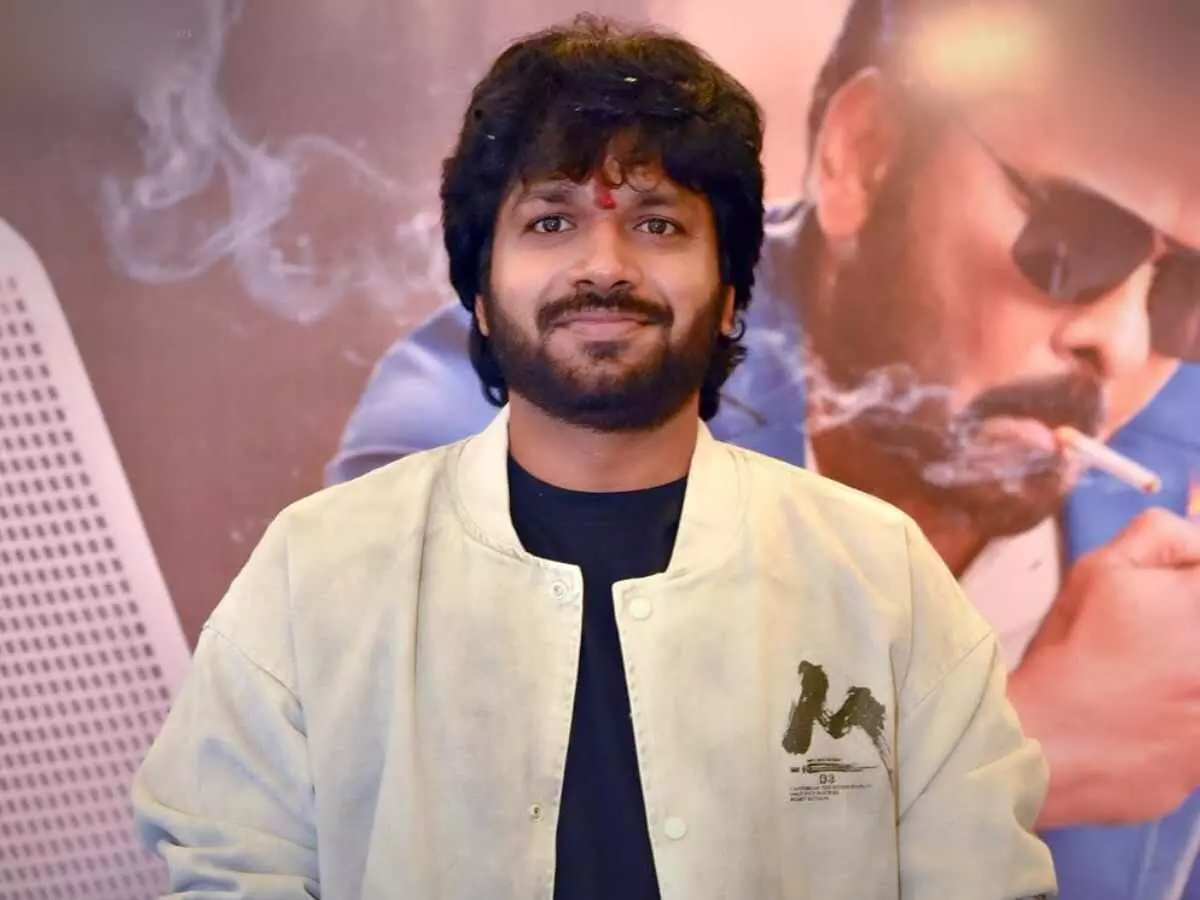 Anil Ravipudi: అనిల్ రావిపూడి కోసం నిర్మాతలు పోటీ! Anil Ravipudi: అనిల్ రావిపూడి కోసం నిర్మాతలు పోటీ!