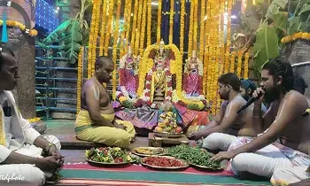 Sri Soumyanatha Swamy: శాస్త్రోక్తంగా శ్రీ సౌమ్యనాథ స్వామివారి బ్రహ్మోత్సవాలకు అంకురార్పణ Sri Soumyanatha Swamy: శాస్త్రోక్తంగా శ్రీ సౌమ్యనాథ స్వామివారి బ్రహ్మోత్సవాలకు అంకురార్పణ