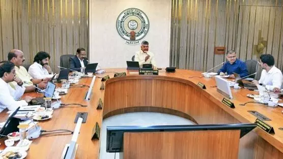 AP Cabinet Decisions: ఏపీ కేబినెట్ కీలక నిర్ణయాలు: చేనేత కార్మికులకు ‘నేతన్న భరోసా’.. రూ.25 వేల సాయం AP Cabinet Decisions: ఏపీ కేబినెట్ కీలక నిర్ణయాలు: చేనేత కార్మికులకు ‘నేతన్న భరోసా’.. రూ.25 వేల సాయం