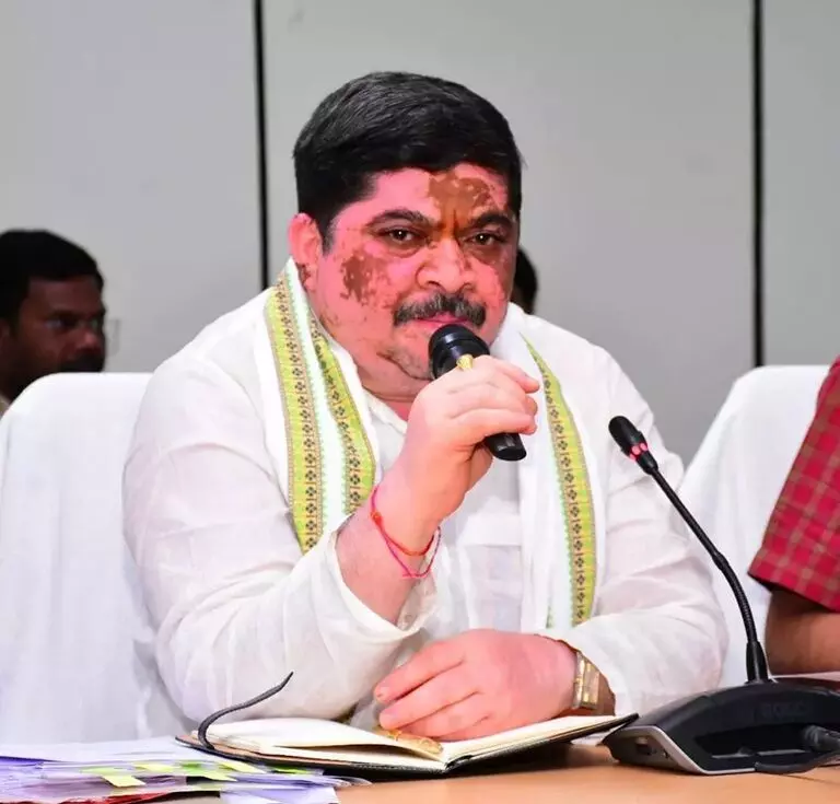 Minister Ponnam Prabhakar: ఎల్నినో ప్రభావంతో తెలంగాణలో తీవ్ర వర్షాభావం: మంత్రి పొన్నం ప్రభాకర్ సమీక్ష Minister Ponnam Prabhakar: ఎల్నినో ప్రభావంతో తెలంగాణలో తీవ్ర వర్షాభావం: మంత్రి పొన్నం ప్రభాకర్ సమీక్ష
