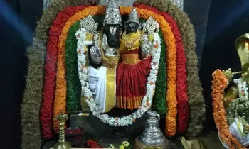 Lakshmi Hayagriva Puja: లక్ష్మీ హయగ్రీవ పూజ: చదువులో రాణించాలంటే ఈ పరిహారాలు తప్పక పాటించండి.. Lakshmi Hayagriva Puja: లక్ష్మీ హయగ్రీవ పూజ: చదువులో రాణించాలంటే ఈ పరిహారాలు తప్పక పాటించండి..