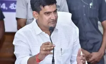 Minister Kondapalli: భోగాపురం ఎయిర్పోర్ట్ ఉత్తరాంధ్రకు గ్రోత్ ఇంజిన్గా మారనుంది: మంత్రి కొండపల్లి Minister Kondapalli: భోగాపురం ఎయిర్పోర్ట్ ఉత్తరాంధ్రకు గ్రోత్ ఇంజిన్గా మారనుంది: మంత్రి కొండపల్లి