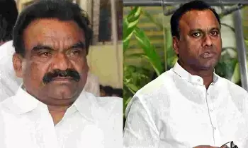 Tungaturthi MLA Mandula Samel: ‘నా టికెట్ రాజ్గోపాల్ ఇవ్వలేదు’.. తుంగతుర్తి ఎమ్మెల్యే మందుల సామెల్ సంచలన వ్యాఖ్యలు Tungaturthi MLA Mandula Samel: ‘నా టికెట్ రాజ్గోపాల్ ఇవ్వలేదు’.. తుంగతుర్తి ఎమ్మెల్యే మందుల సామెల్ సంచలన వ్యాఖ్యలు