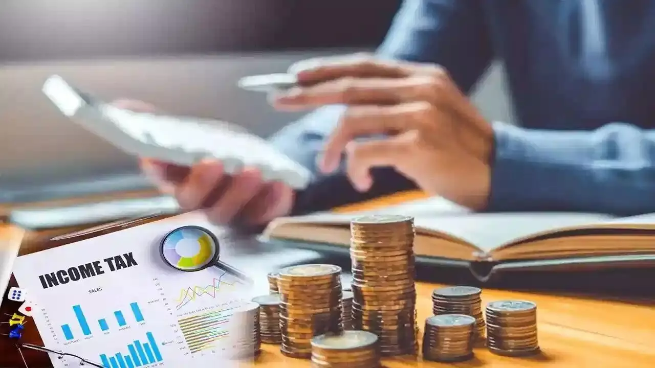 Income Tax Rules : ఫారెన్లో ఉంటూ ఫ్రీగా గిఫ్ట్లు నొక్కేద్దామనుకుంటే కుదరదు.. ఇన్ కం ట్యాక్స్ రూల్స్ చాలా స్ట్రిక్ట్ గురూ Income Tax Rules : ఫారెన్లో ఉంటూ ఫ్రీగా గిఫ్ట్లు నొక్కేద్దామనుకుంటే కుదరదు.. ఇన్ కం ట్యాక్స్ రూల్స్ చాలా స్ట్రిక్ట్ గురూ