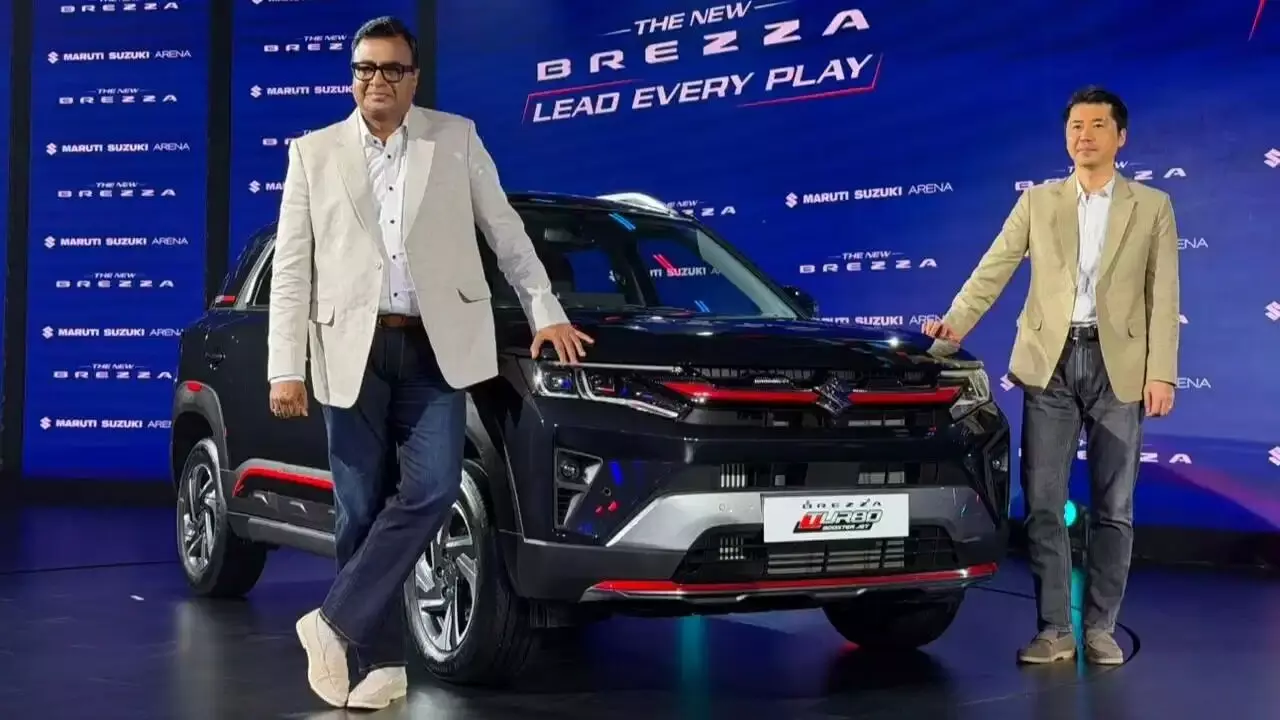 Maruti Brezza : మారుతి సుజుకి బ్రెజ్జా ఫేస్లిఫ్ట్ ఆఫిషియల్ మైలేజ్ లీక్: లీటర్కి ఎన్ని కిలోమీటర్లు ఇస్తుందంటే ? Maruti Brezza : మారుతి సుజుకి బ్రెజ్జా ఫేస్లిఫ్ట్ ఆఫిషియల్ మైలేజ్ లీక్: లీటర్కి ఎన్ని కిలోమీటర్లు ఇస్తుందంటే ?
