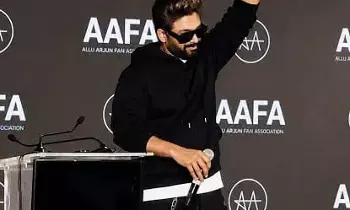 Icon Star Allu Arjun: నెగెటివిటీకి దూరంగా ఉండండి.. అభిమానులకు ఐకాన్ స్టార్ అల్లు అర్జున్ కీలక సూచన.. Icon Star Allu Arjun: నెగెటివిటీకి దూరంగా ఉండండి.. అభిమానులకు ఐకాన్ స్టార్ అల్లు అర్జున్ కీలక సూచన..