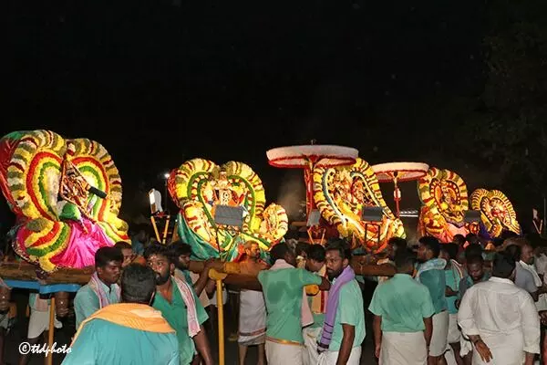 Sri Kapileswaraswamy Temple: శ్రీ కపిలేశ్వరస్వామివారి ఆలయంలో మహాపూర్ణాహుతితో వైభవంగా ముగిసిన పవిత్రోత్సవాలు Sri Kapileswaraswamy Temple: శ్రీ కపిలేశ్వరస్వామివారి ఆలయంలో మహాపూర్ణాహుతితో వైభవంగా ముగిసిన పవిత్రోత్సవాలు
