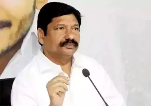 Jogi Ramesh’s Family: వరకట్న, హత్యాయత్నం కేసులో ముందస్తు బెయిల్ కోరి జోగి రమేశ్ కుటుంబం పిటిషన్ Jogi Ramesh’s Family: వరకట్న, హత్యాయత్నం కేసులో ముందస్తు బెయిల్ కోరి జోగి రమేశ్ కుటుంబం పిటిషన్