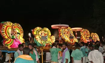 Sri Kapileswaraswamy Temple: శ్రీ కపిలేశ్వరస్వామివారి ఆలయంలో మహాపూర్ణాహుతితో వైభవంగా ముగిసిన పవిత్రోత్సవాలు Sri Kapileswaraswamy Temple: శ్రీ కపిలేశ్వరస్వామివారి ఆలయంలో మహాపూర్ణాహుతితో వైభవంగా ముగిసిన పవిత్రోత్సవాలు