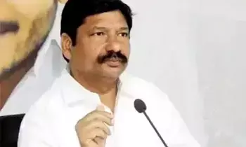 Jogi Ramesh’s Family: వరకట్న, హత్యాయత్నం కేసులో ముందస్తు బెయిల్ కోరి జోగి రమేశ్ కుటుంబం పిటిషన్ Jogi Ramesh’s Family: వరకట్న, హత్యాయత్నం కేసులో ముందస్తు బెయిల్ కోరి జోగి రమేశ్ కుటుంబం పిటిషన్