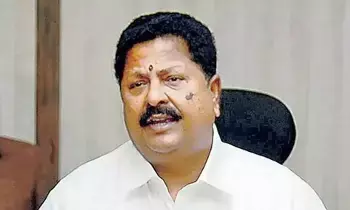 Karumuri Nageswara Rao: మద్యం స్కామ్లో ముందస్తు బెయిల్ కోరిన కారుమూరి పిటిషన్ను సుప్రీంకోర్టు కొట్టివేత Karumuri Nageswara Rao: మద్యం స్కామ్లో ముందస్తు బెయిల్ కోరిన కారుమూరి పిటిషన్ను సుప్రీంకోర్టు కొట్టివేత