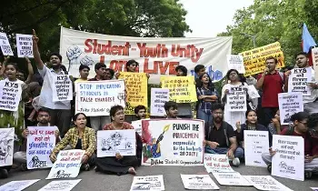 Delhi Government: నీట్ నిరసనకారులపై చట్టపరమైన చర్యలు తీసుకోం: ఢిల్లీ ప్రభుత్వం Delhi Government: నీట్ నిరసనకారులపై చట్టపరమైన చర్యలు తీసుకోం: ఢిల్లీ ప్రభుత్వం