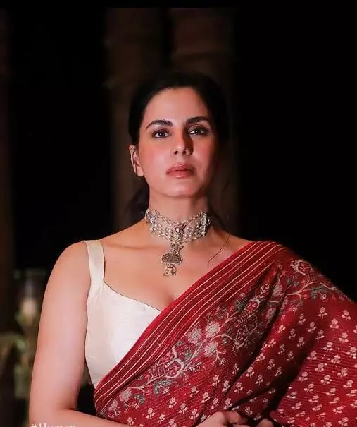 Actress Kirti Kulhari: బాలీవుడ్ నటి కీర్తి కుల్హారికి సైబర్ షాక్.. నిమిషాల్లో లక్షల రూపాయలు స్వాహా.. Actress Kirti Kulhari: బాలీవుడ్ నటి కీర్తి కుల్హారికి సైబర్ షాక్.. నిమిషాల్లో లక్షల రూపాయలు స్వాహా..