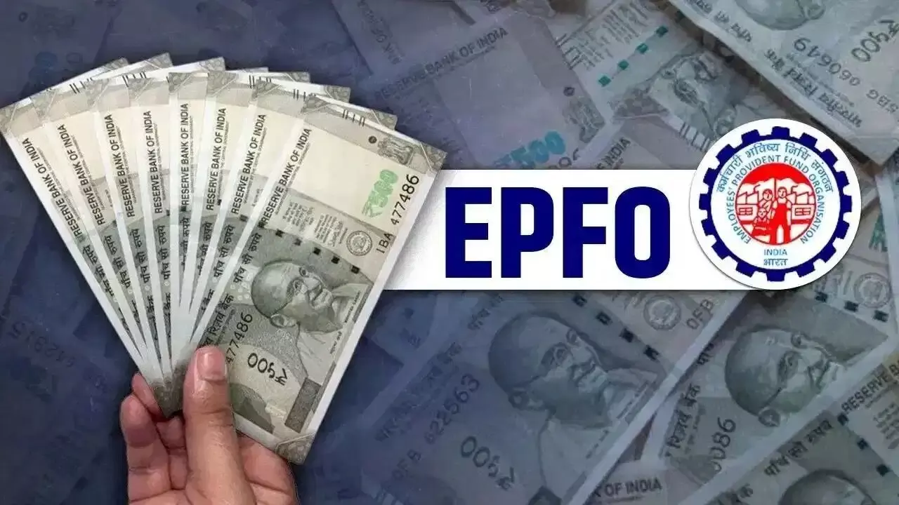EPFO : పీఎఫ్ ఖాతాదారులకు గుడ్ న్యూస్.. ఇక దరఖాస్తు చేసిన 48 గంటల్లోనే బ్యాంక్ ఖాతాలోకి డబ్బులు EPFO : పీఎఫ్ ఖాతాదారులకు గుడ్ న్యూస్.. ఇక దరఖాస్తు చేసిన 48 గంటల్లోనే బ్యాంక్ ఖాతాలోకి డబ్బులు