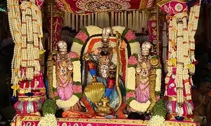 Srivari Brahmotsavam: శ్రీవారి బ్రహ్మోత్సవాలకు తిరుపతిలో పకడ్బందీ ఏర్పాట్లు Srivari Brahmotsavam: శ్రీవారి బ్రహ్మోత్సవాలకు తిరుపతిలో పకడ్బందీ ఏర్పాట్లు