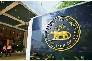 Fake Currency : ఫేక్ నోట్ల ఆటకట్టించేందుకు ఆర్బీఐ సంచలన నిర్ణయం Fake Currency : ఫేక్ నోట్ల ఆటకట్టించేందుకు ఆర్బీఐ సంచలన నిర్ణయం