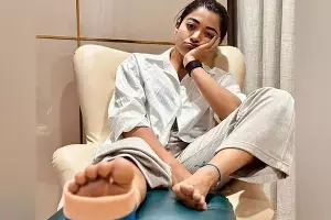 Rashmika Mandanna: షూటింగ్లో గాయపడిన రష్మిక మందన్న..ఆరు వారాల పాటు విశ్రాంతి Rashmika Mandanna: షూటింగ్లో గాయపడిన రష్మిక మందన్న..ఆరు వారాల పాటు విశ్రాంతి