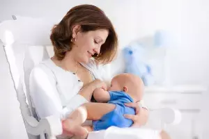 Breastfeeding Benefits: తల్లి పాలు ఇవ్వడం బిడ్డకే కాదు.. తల్లికి కూడా బోలెడు లాభాలు.. Breastfeeding Benefits: తల్లి పాలు ఇవ్వడం బిడ్డకే కాదు.. తల్లికి కూడా బోలెడు లాభాలు..